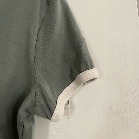 Cropped Stitch Tee 👽🌴 - Picture 4 of 6